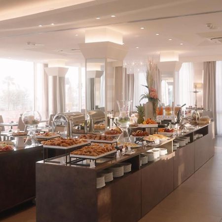 Litoraneo Suite Hotel Римини Екстериор снимка