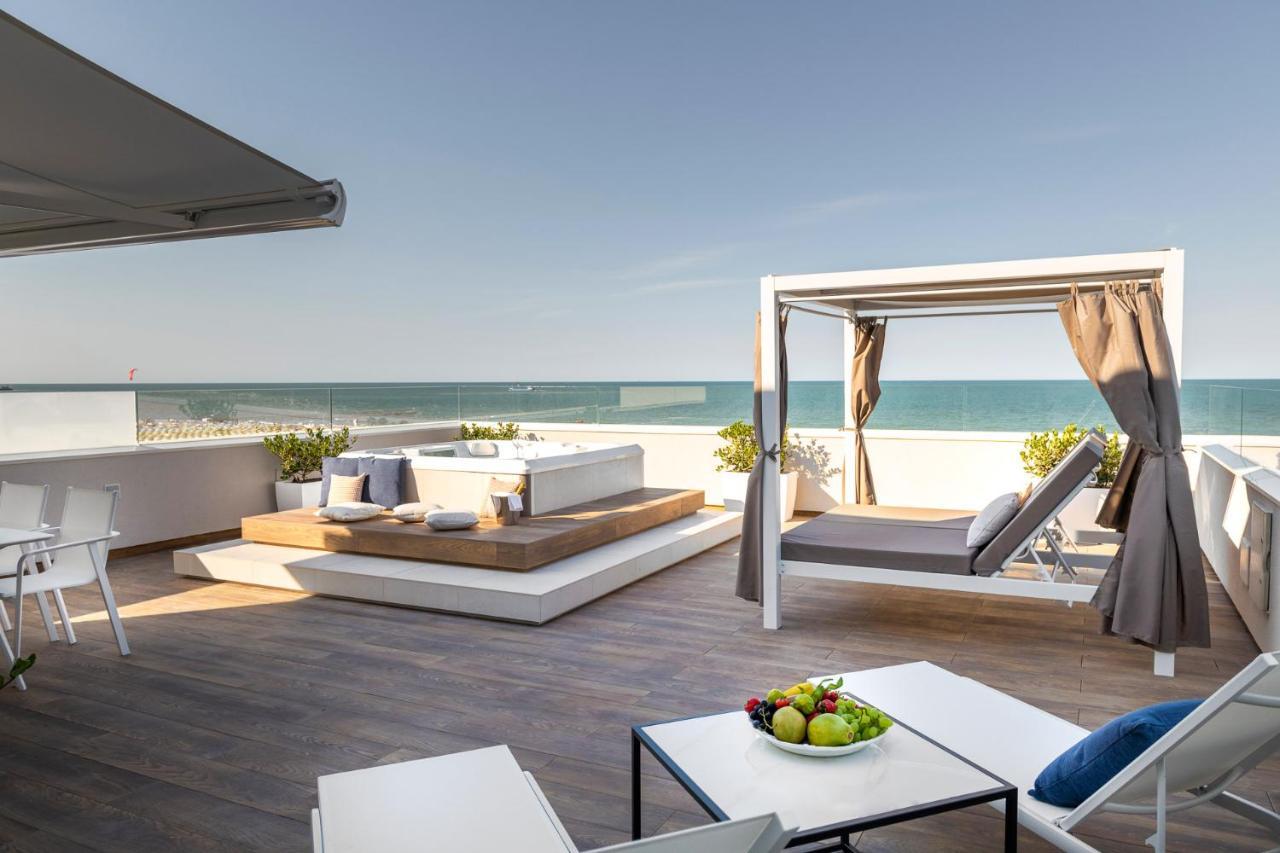 Litoraneo Suite Hotel Римини Екстериор снимка