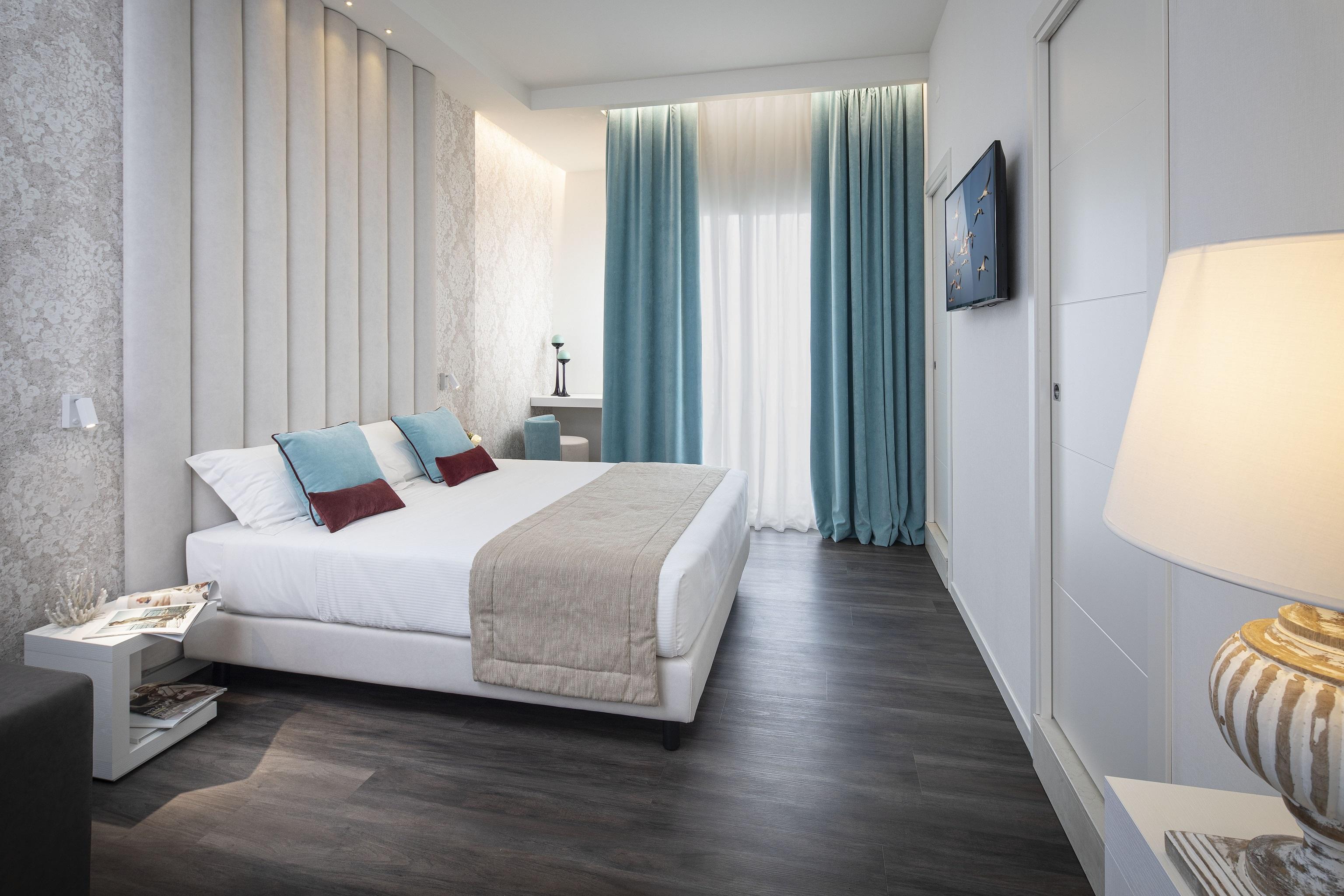 Litoraneo Suite Hotel Римини Екстериор снимка