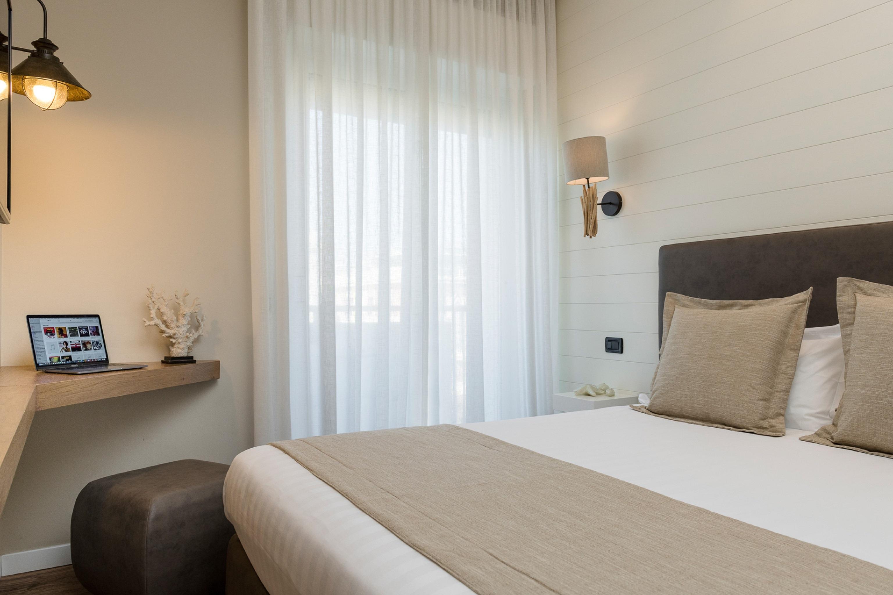 Litoraneo Suite Hotel Римини Екстериор снимка
