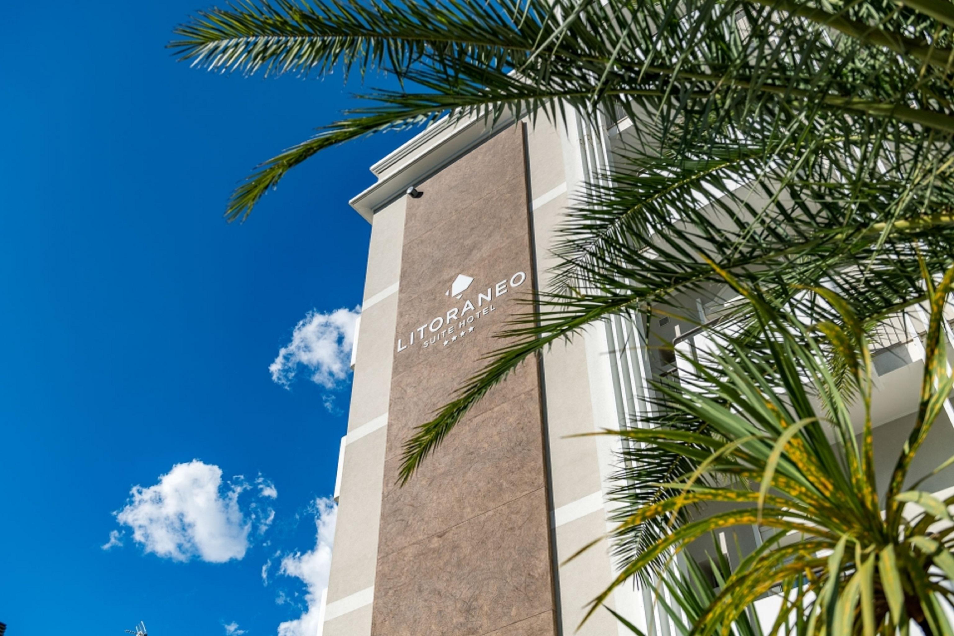 Litoraneo Suite Hotel Римини Екстериор снимка
