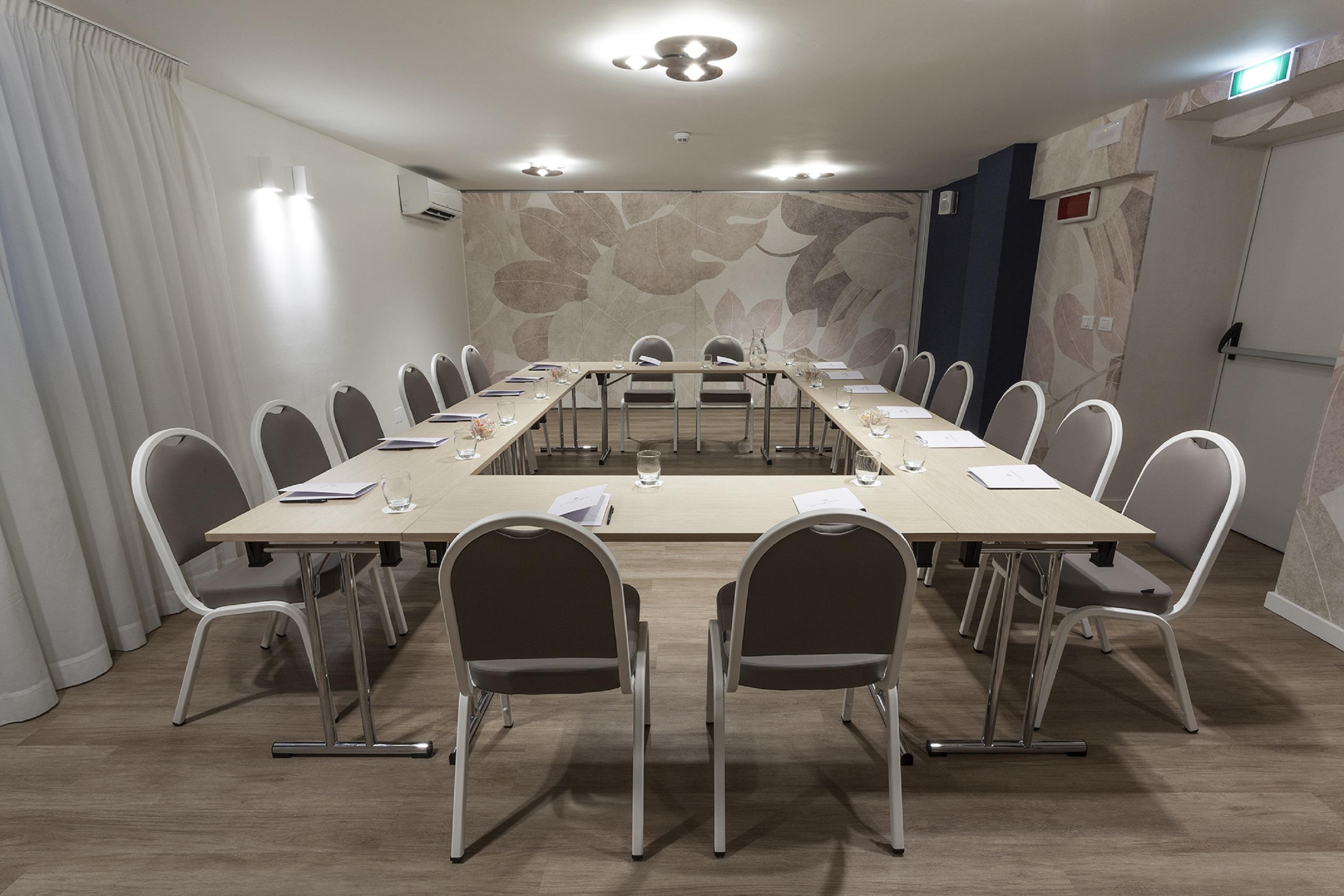 Litoraneo Suite Hotel Римини Екстериор снимка