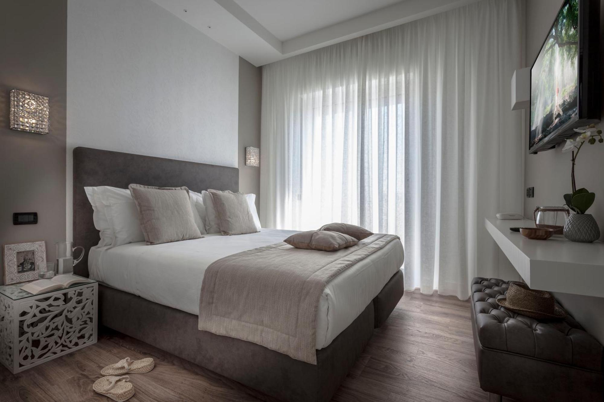 Litoraneo Suite Hotel Римини Екстериор снимка