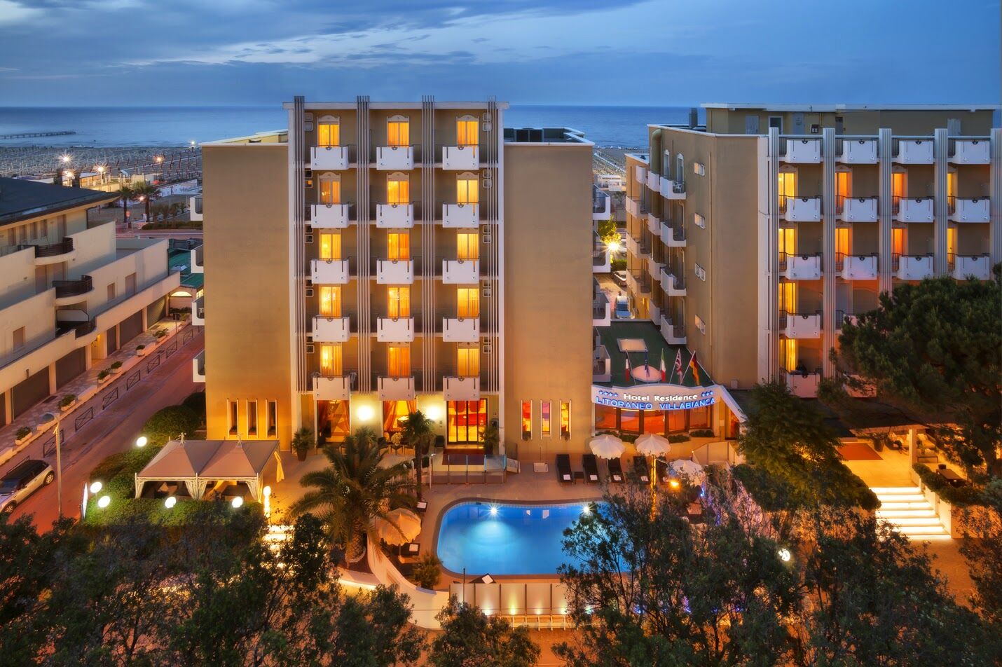 Litoraneo Suite Hotel Римини Екстериор снимка