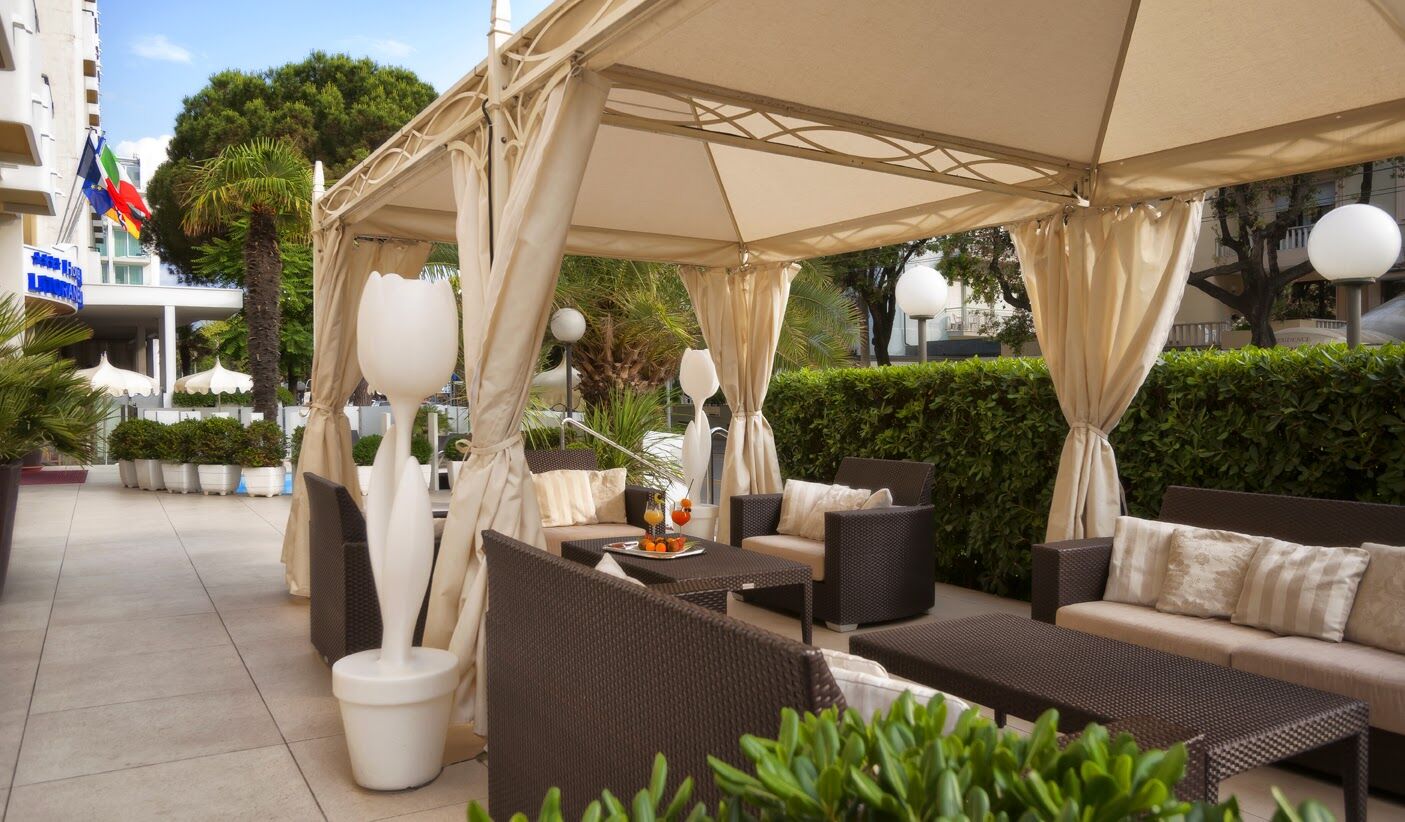 Litoraneo Suite Hotel Римини Екстериор снимка